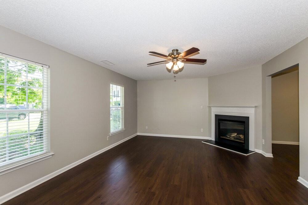 8411 Forwood Ct - Photo 2 of 29