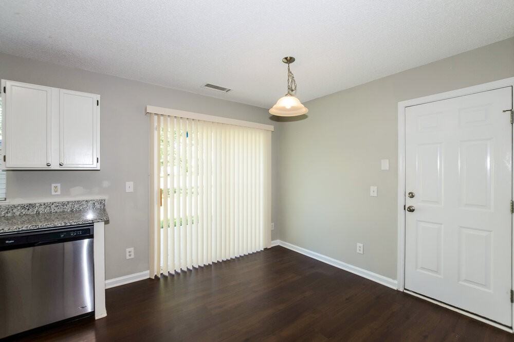 8411 Forwood Ct - Photo 6 of 29