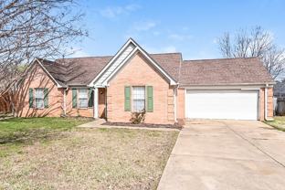 6916 Fox Briar Cv - Photo 1 of 1