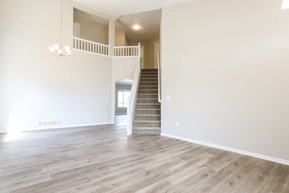 13103 Clayton Ct - Photo 6 of 18