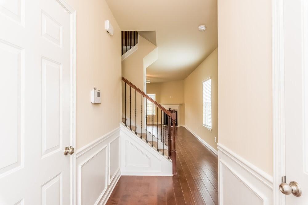 803 Kite Way - Photo 3 of 17