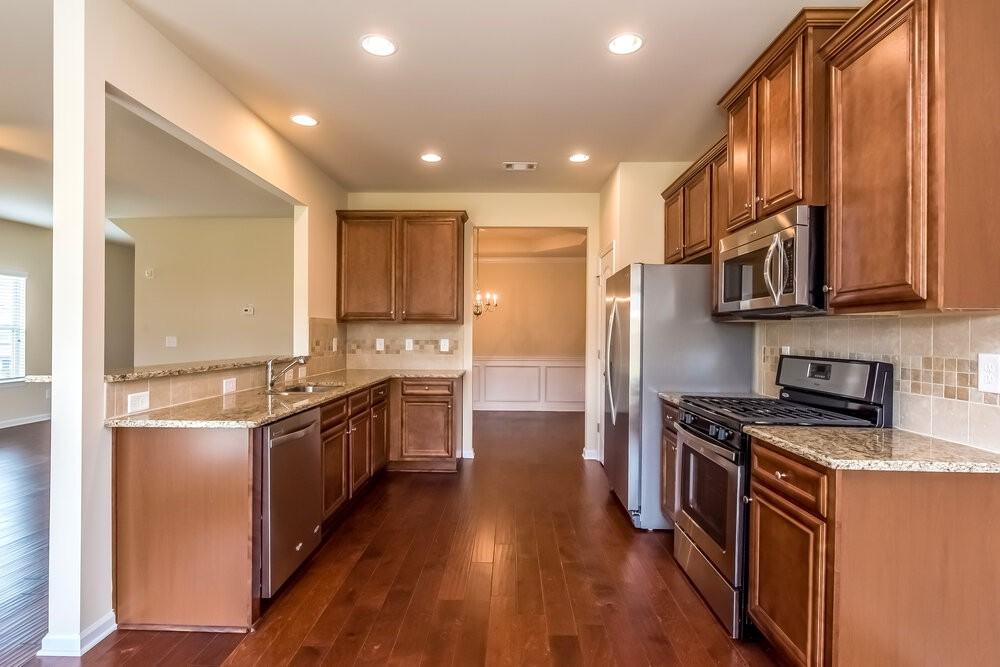 803 Kite Way - Photo 7 of 17