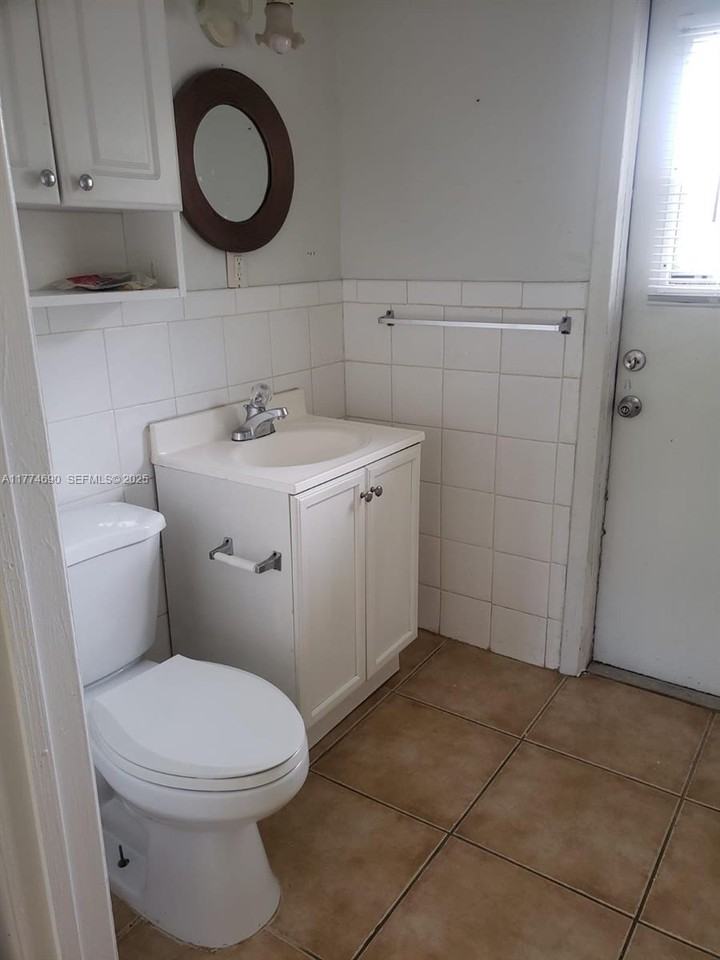 20891 Southwest 244th Street ##2 - Photo 5 of 6