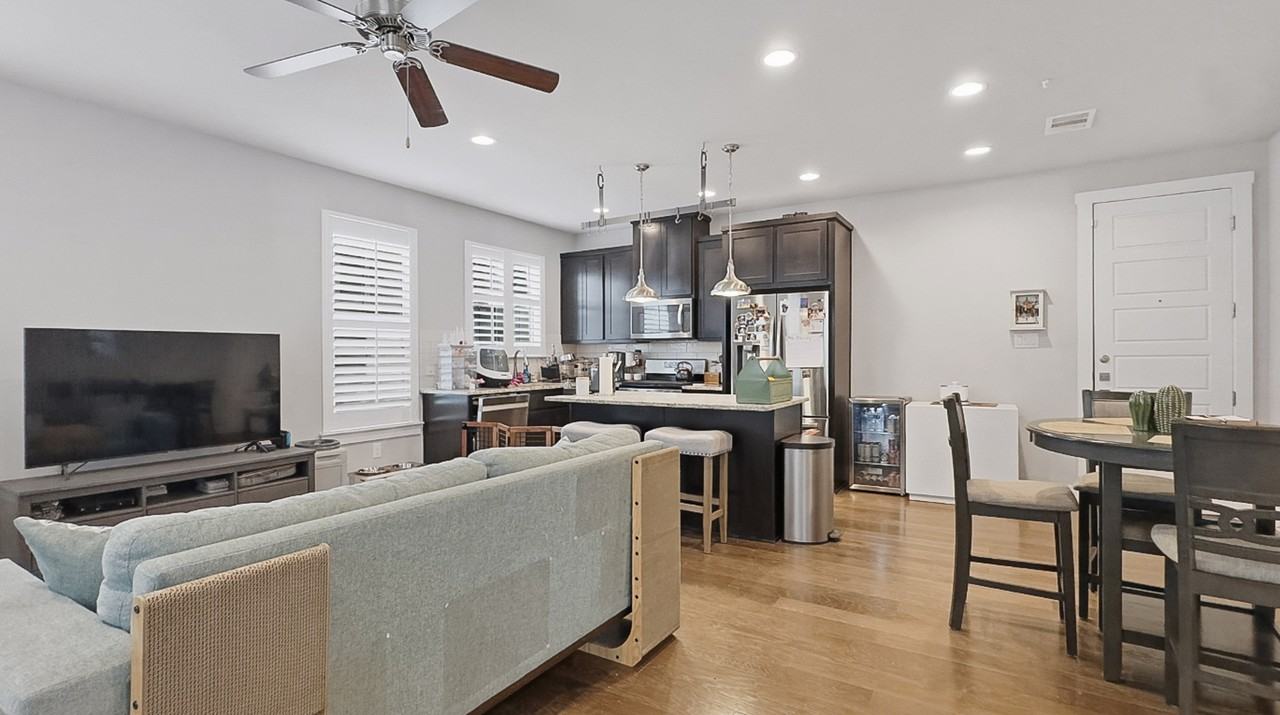 223 Claremont Ave #101 - Photo 5 of 22