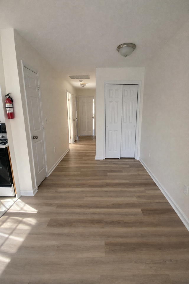 381 South 6th Street - Photo 3 of 7