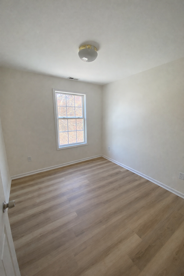 381 South 6th Street - Photo 4 of 7