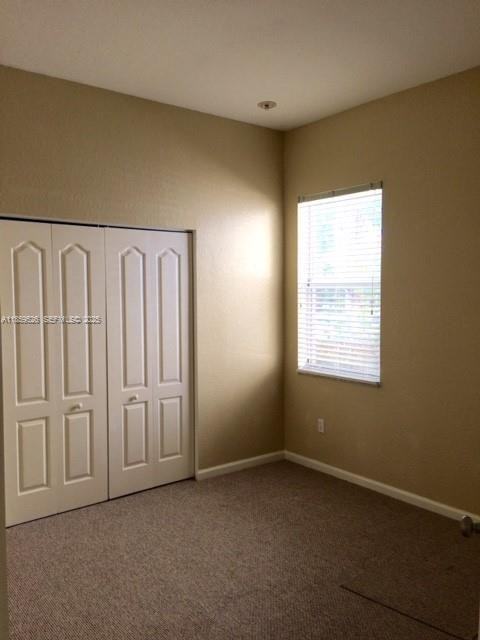 1211 Northeast 37th Avenue - Photo 2 of 16