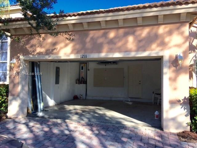 1211 Northeast 37th Avenue - Photo 7 of 16