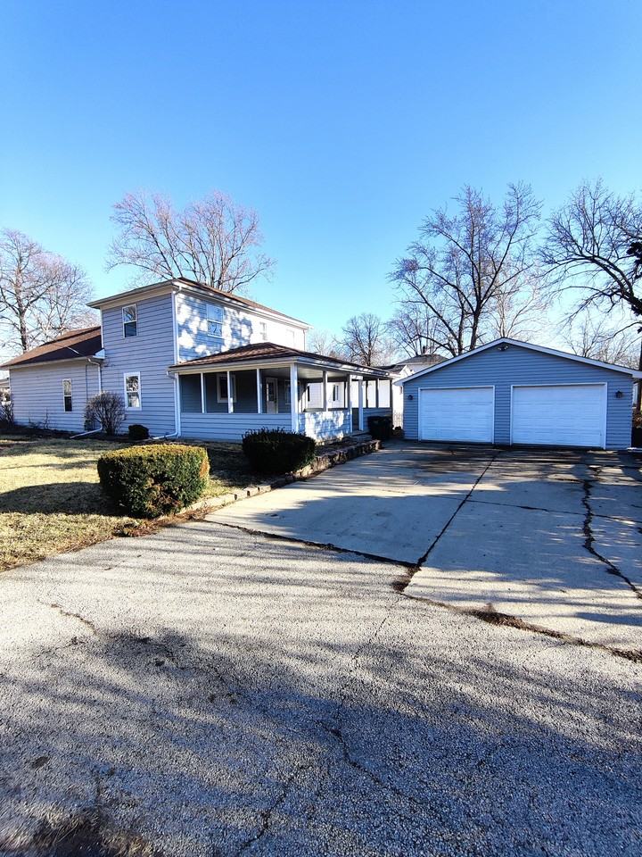 319 N Hugh St #1 - Photo 2 of 15