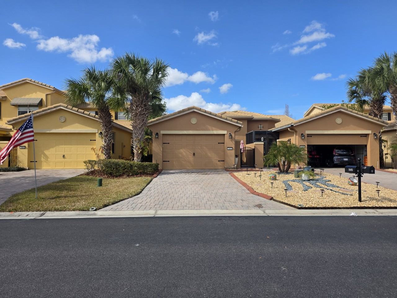 2435 Palm Tree Dr #1 - Photo 2 of 35