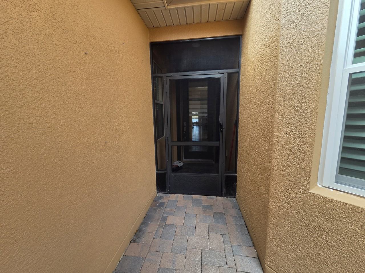 2435 Palm Tree Dr #1 - Photo 5 of 35