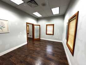 7025 California Ave SWUnit B #B - Photo 1 of 1