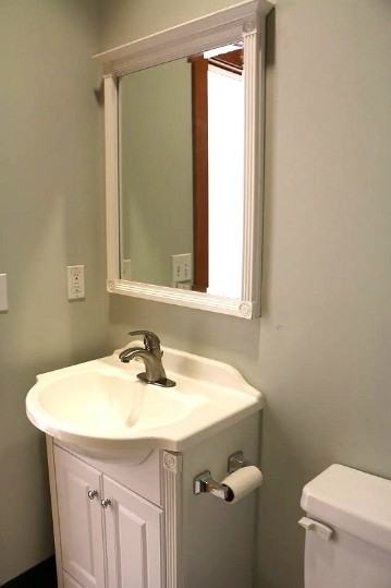 7025 California Ave SWUnit B #B - Photo 5 of 14