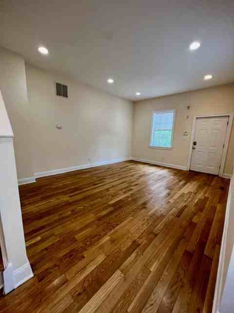 414 N 32nd St #B - Photo 2 of 12