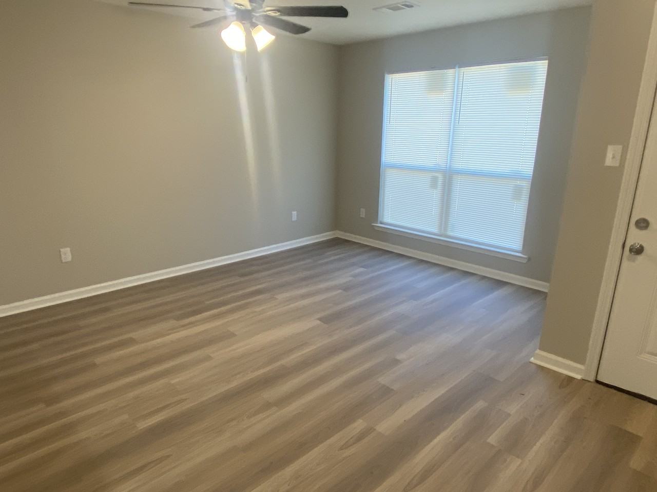 1311 Lee Mac Dr - Photo 2 of 15