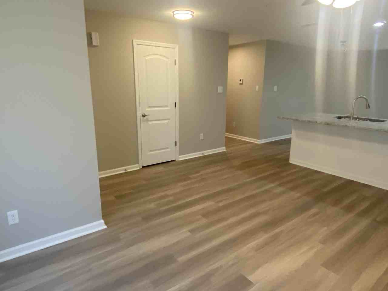 1311 Lee Mac Dr - Photo 4 of 15