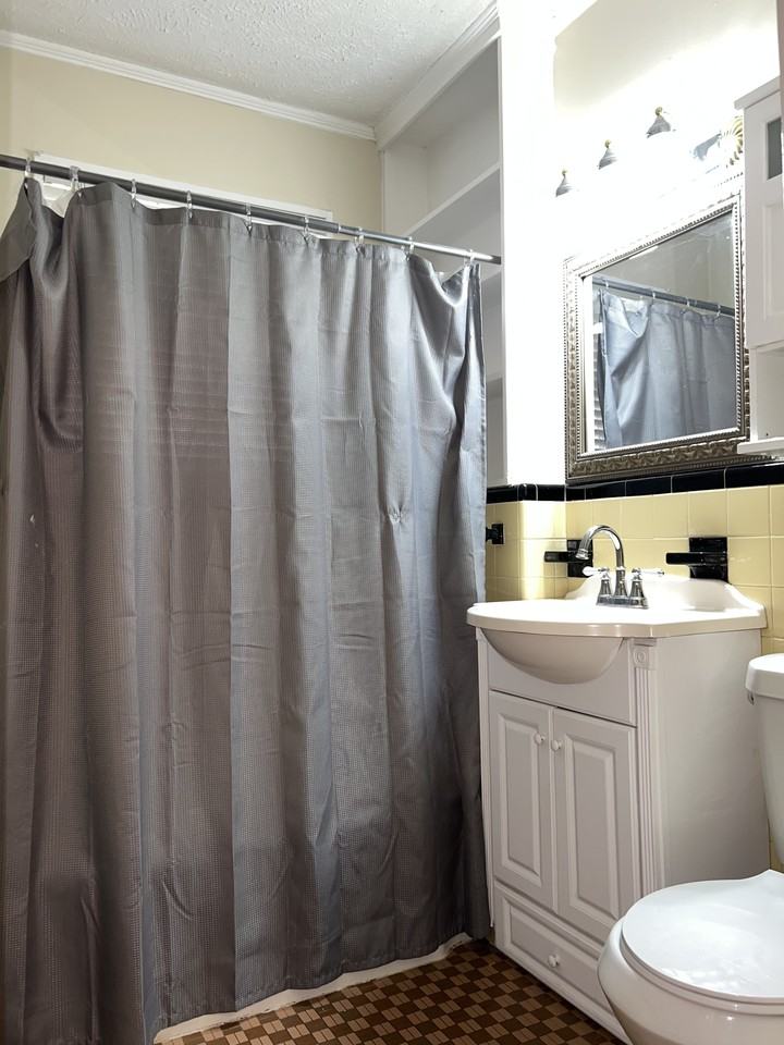 804 Pineview Dr - Photo 7 of 11