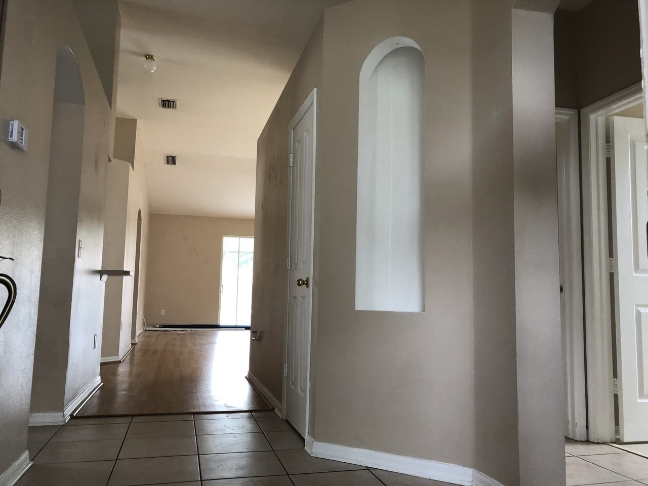 5403 Lindburg St - Photo 7 of 50