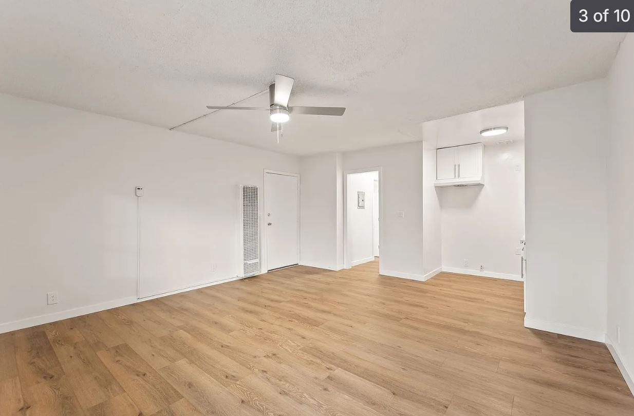 6316 S Vermont Ave - Photo 3 of 7