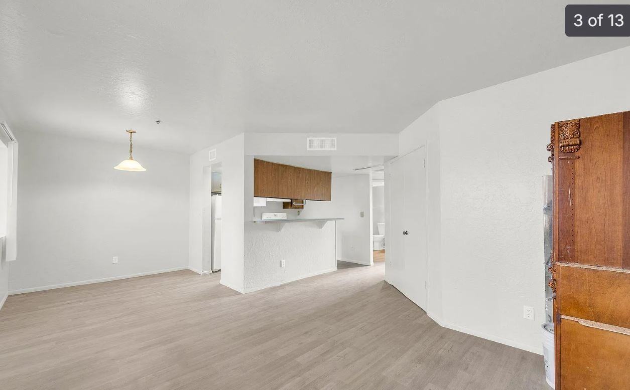 12123 W Bell Rd - Photo 2 of 7