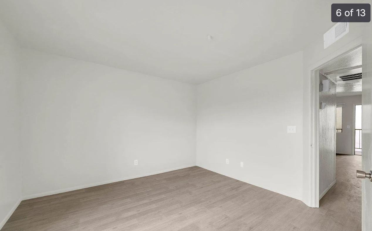 12123 W Bell Rd - Photo 5 of 7