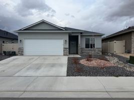 featured image of 697 Anela Ln #A