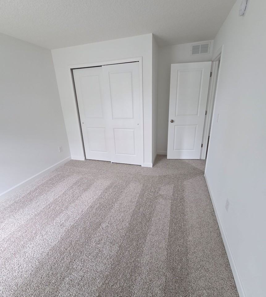 20019 62nd Pl - Photo 5 of 14