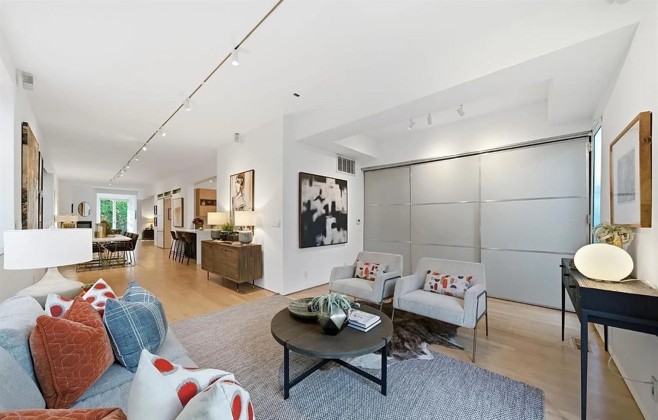 1031 Dolores St - Photo 2 of 8