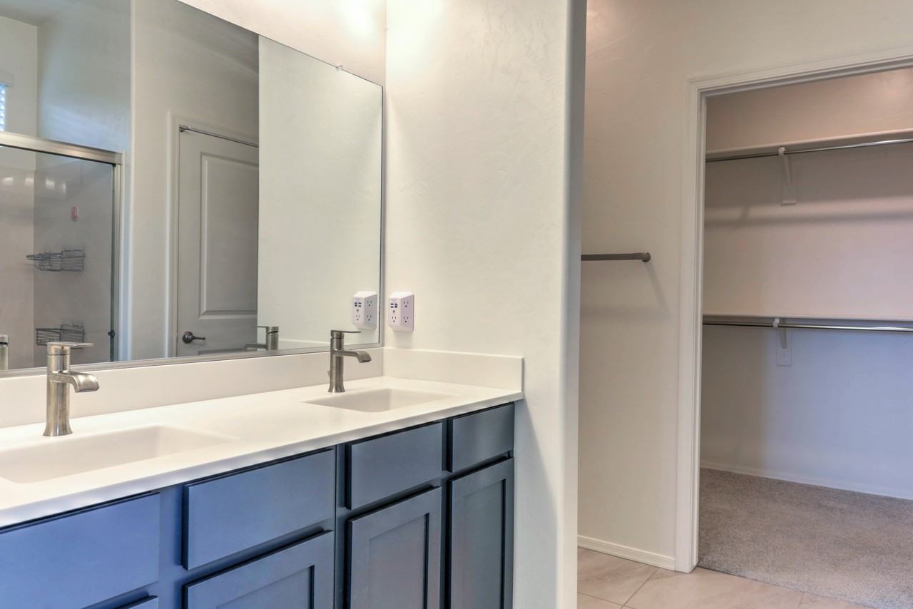 5525 W San Francisco Trl - Photo 7 of 18