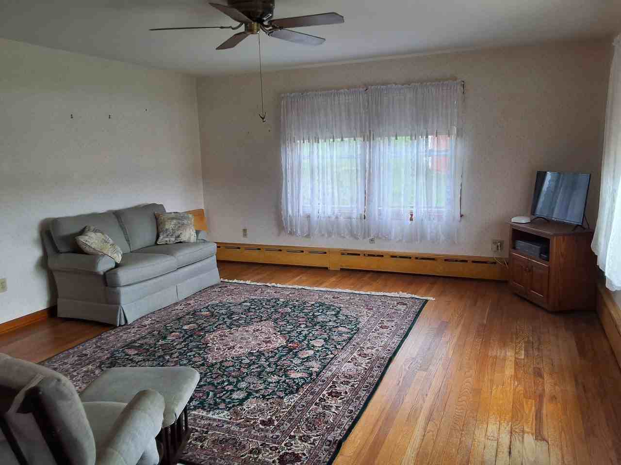 130 Fairland Rd - Photo 5 of 24