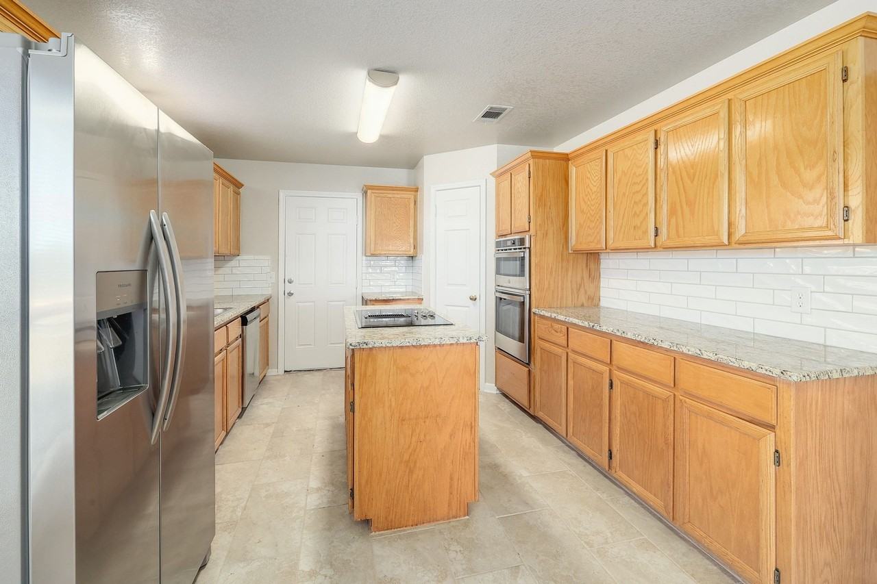 710 County Road - Photo 5 of 42