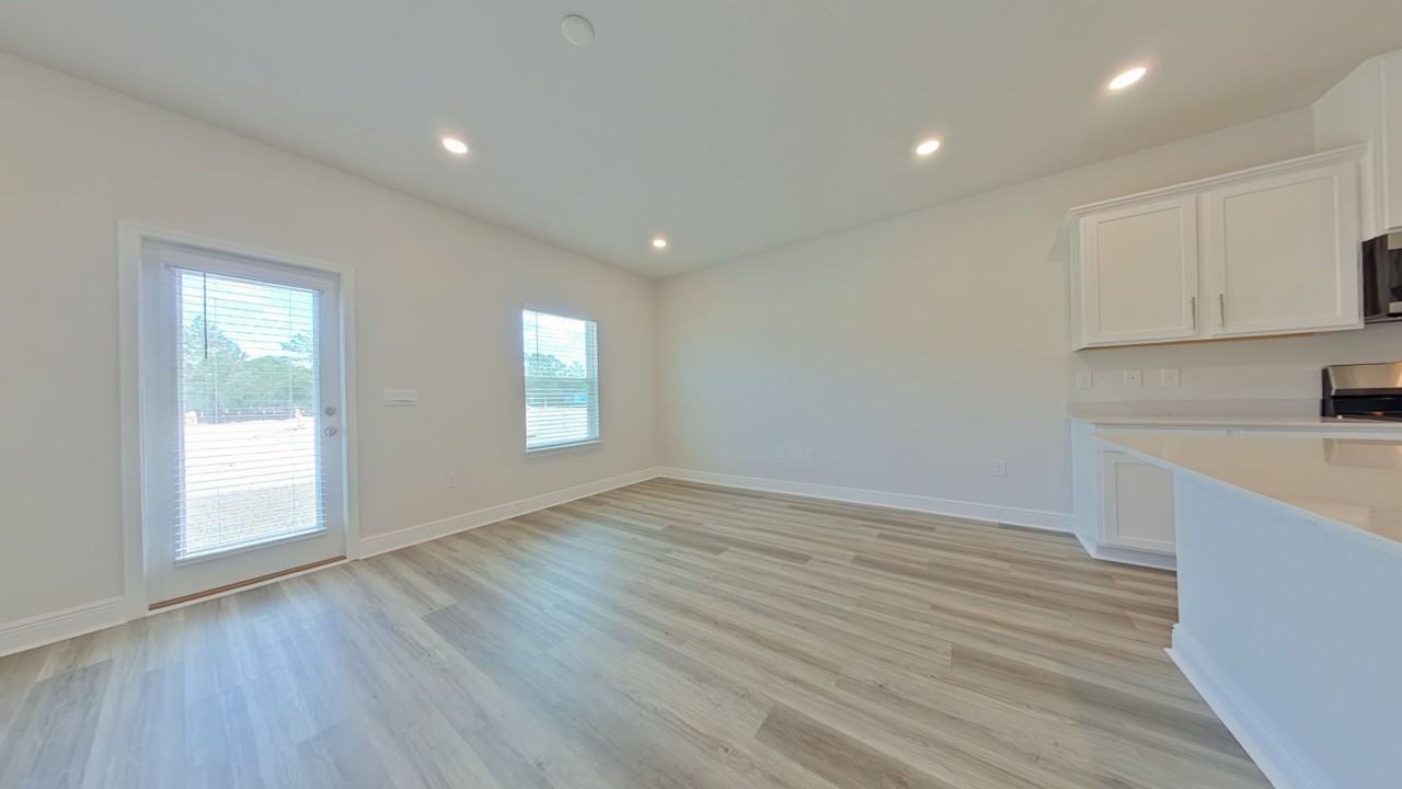 2547 Cliff Hollow Cir - Photo 3 of 24