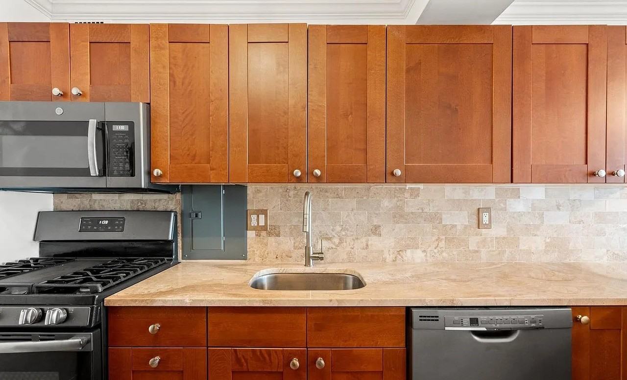 730 24th St Nw - Photo 2 of 9