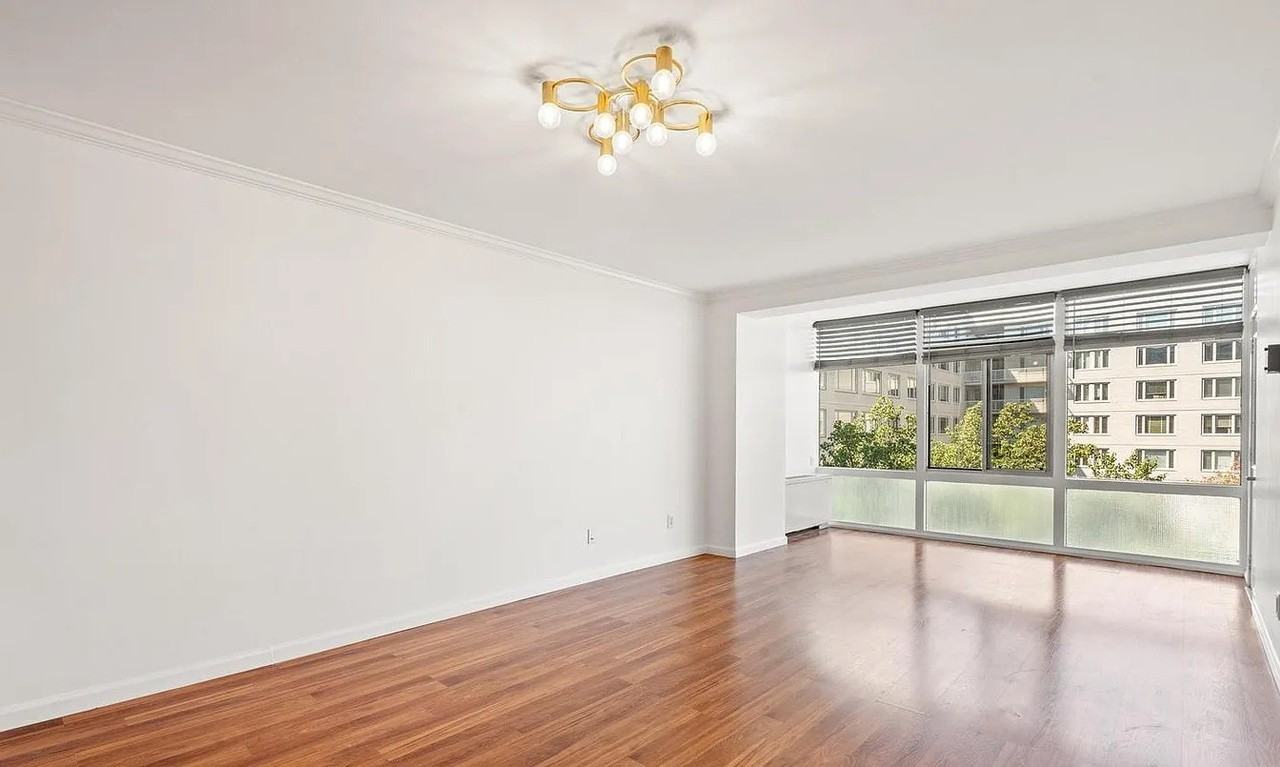 730 24th St Nw - Photo 3 of 9