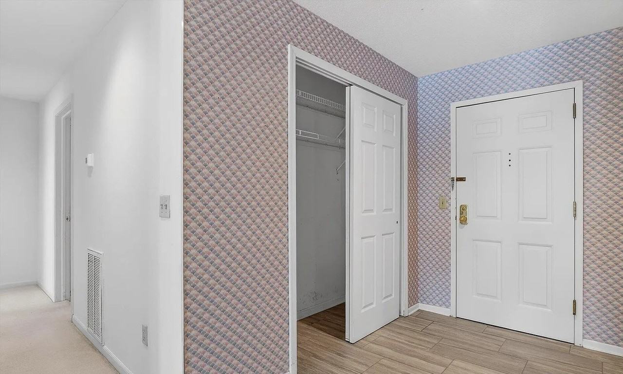 4720 Glendale Ave - Photo 6 of 12