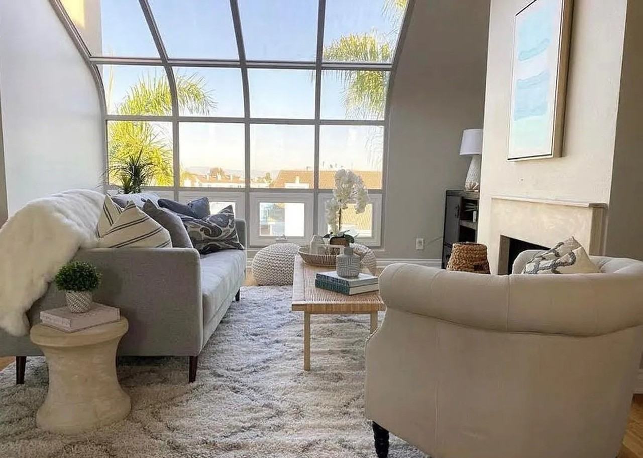 16067 Surprise Ln - Photo 3 of 12