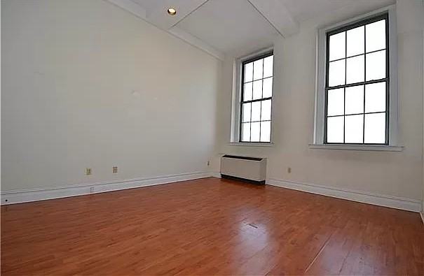 4502 Ditmars Blvd #506 - Photo 4 of 7