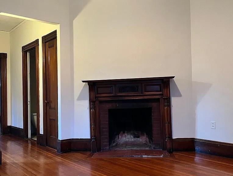 47 Irving St #2 - Photo 2 of 8