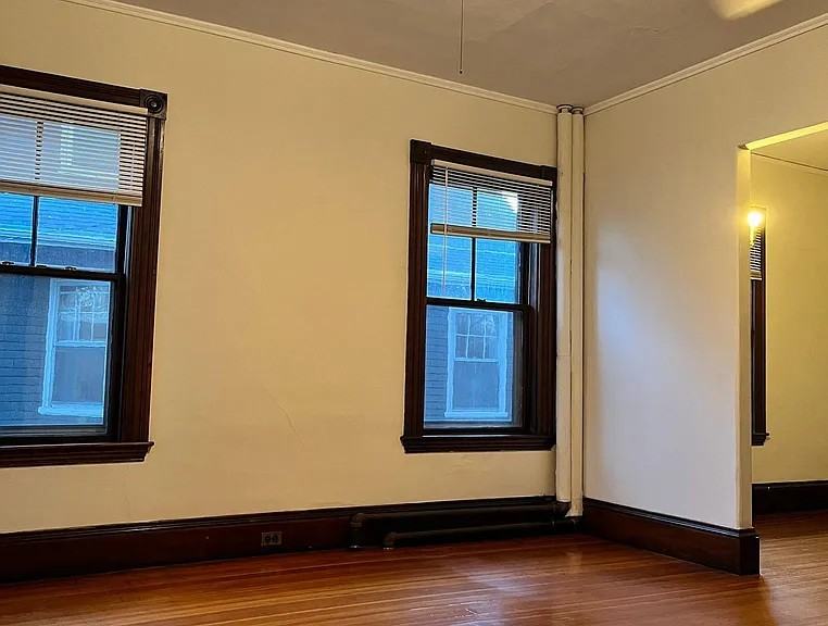 47 Irving St #2 - Photo 3 of 8