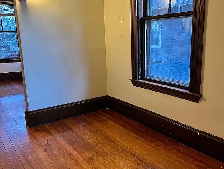 47 Irving St #2 - Photo 6 of 8