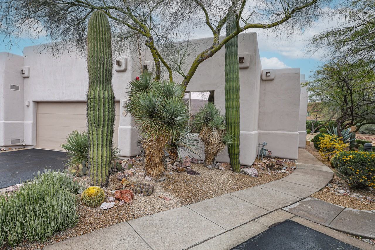 7402 E Hum Rd #16 - Photo 2 of 50