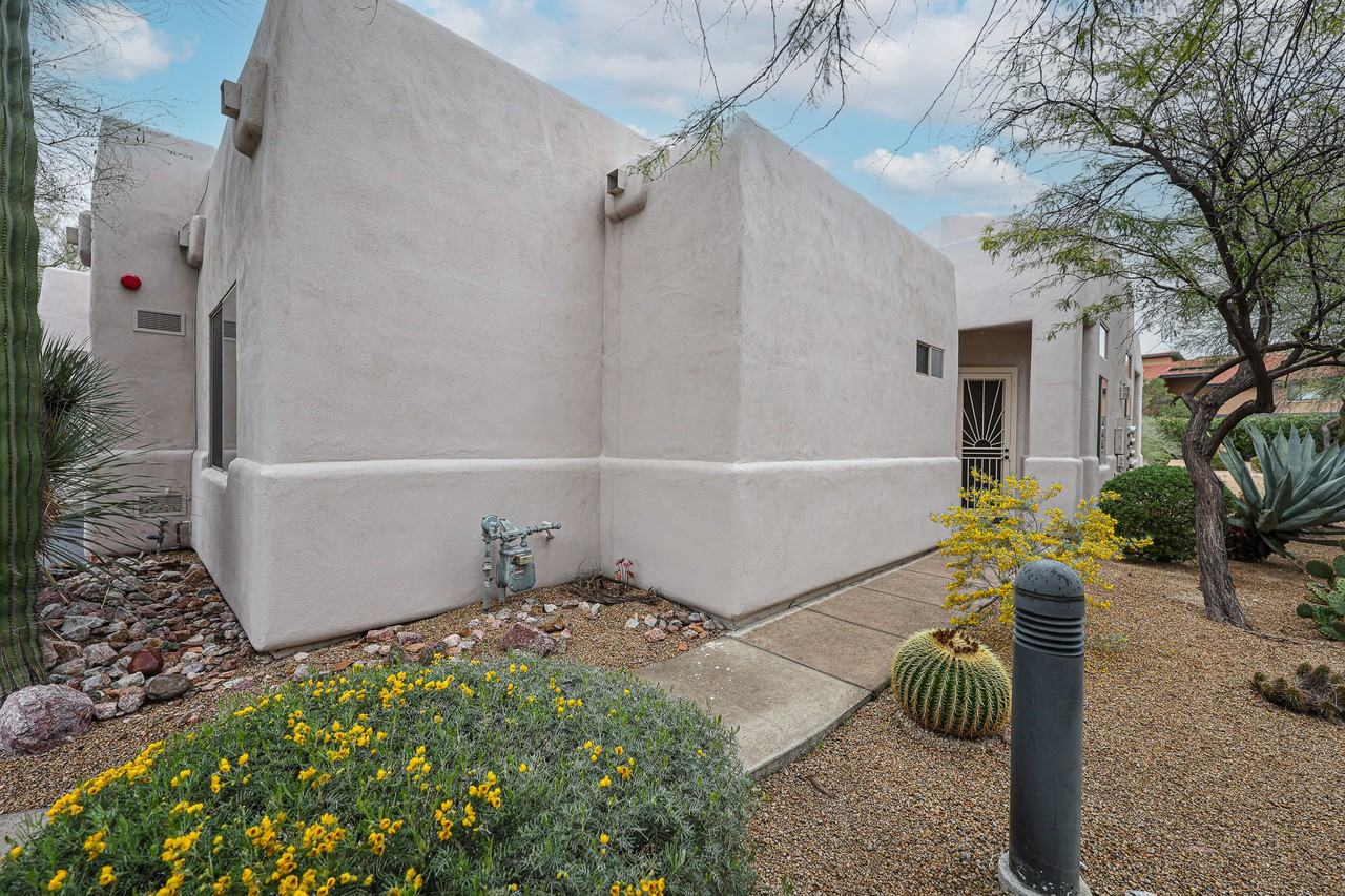 7402 E Hum Rd #16 - Photo 3 of 50