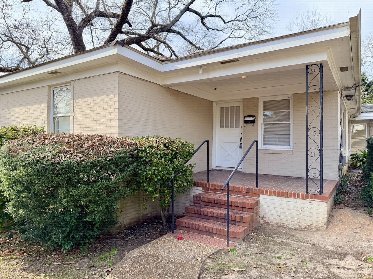 1651 Carter Ave - Photo 3 of 12