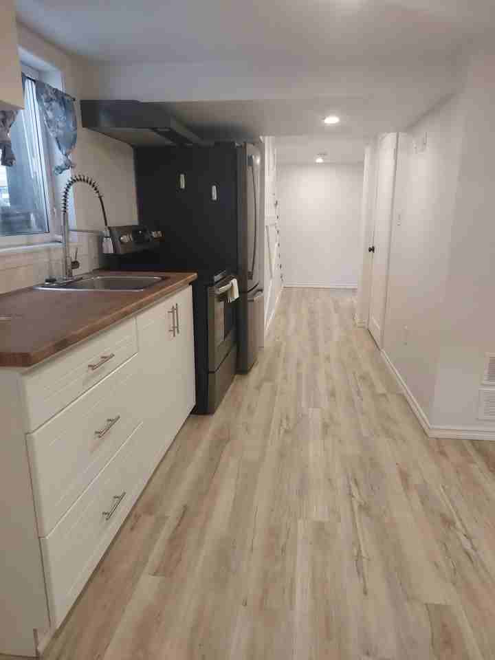 233 Pelham Road - Photo 3 of 7