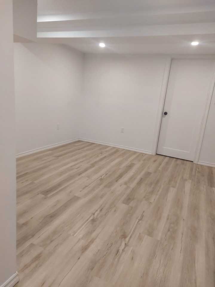 233 Pelham Road - Photo 5 of 7