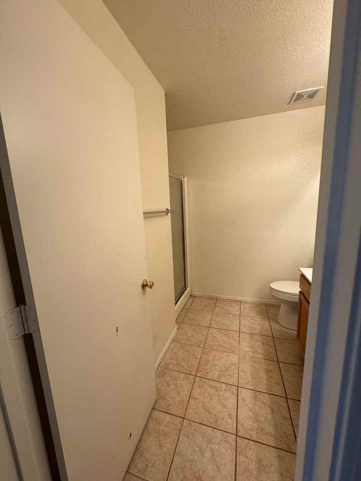 813 E Amabisca Cir #1 - Photo 6 of 11