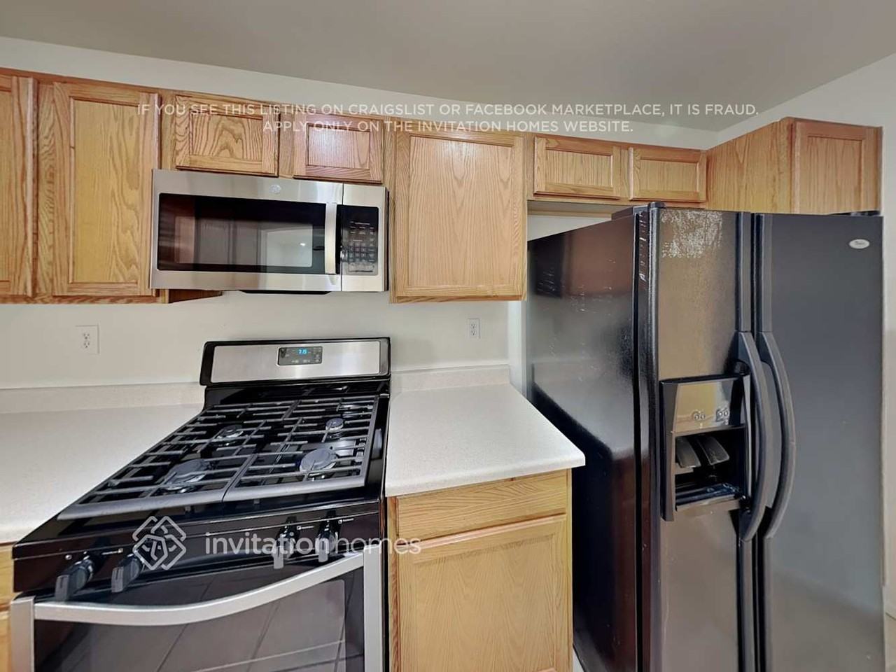 9274 Hollander Ave - Photo 7 of 19