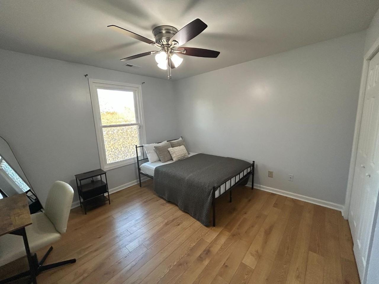 900 Newcombe Rd - Photo 5 of 10