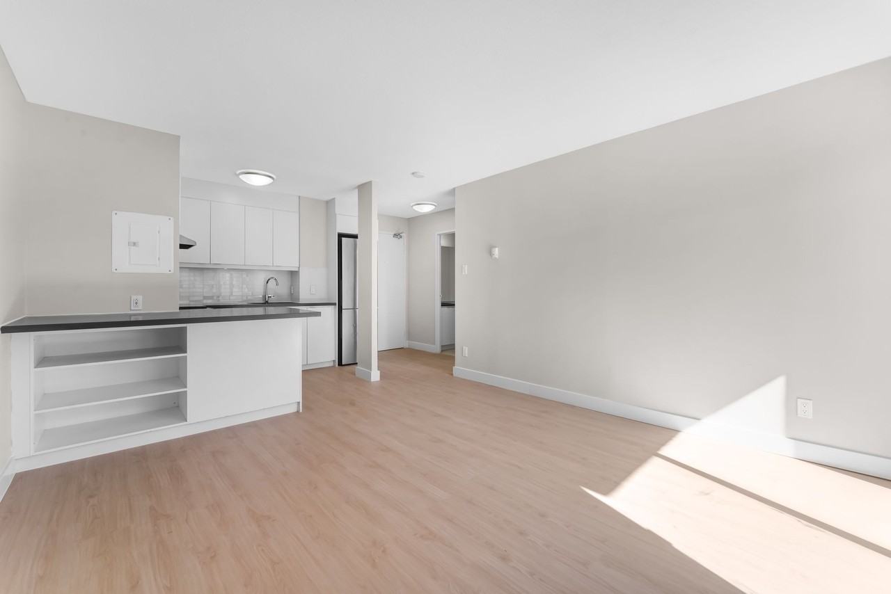 145 York St - Photo 4 of 50