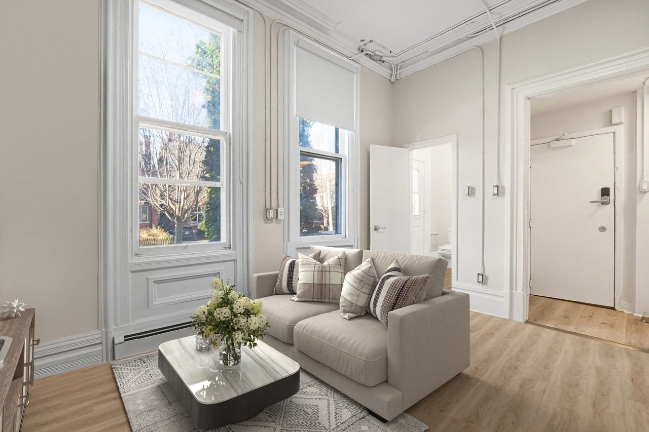 23-29 Russell - Photo 2 of 8